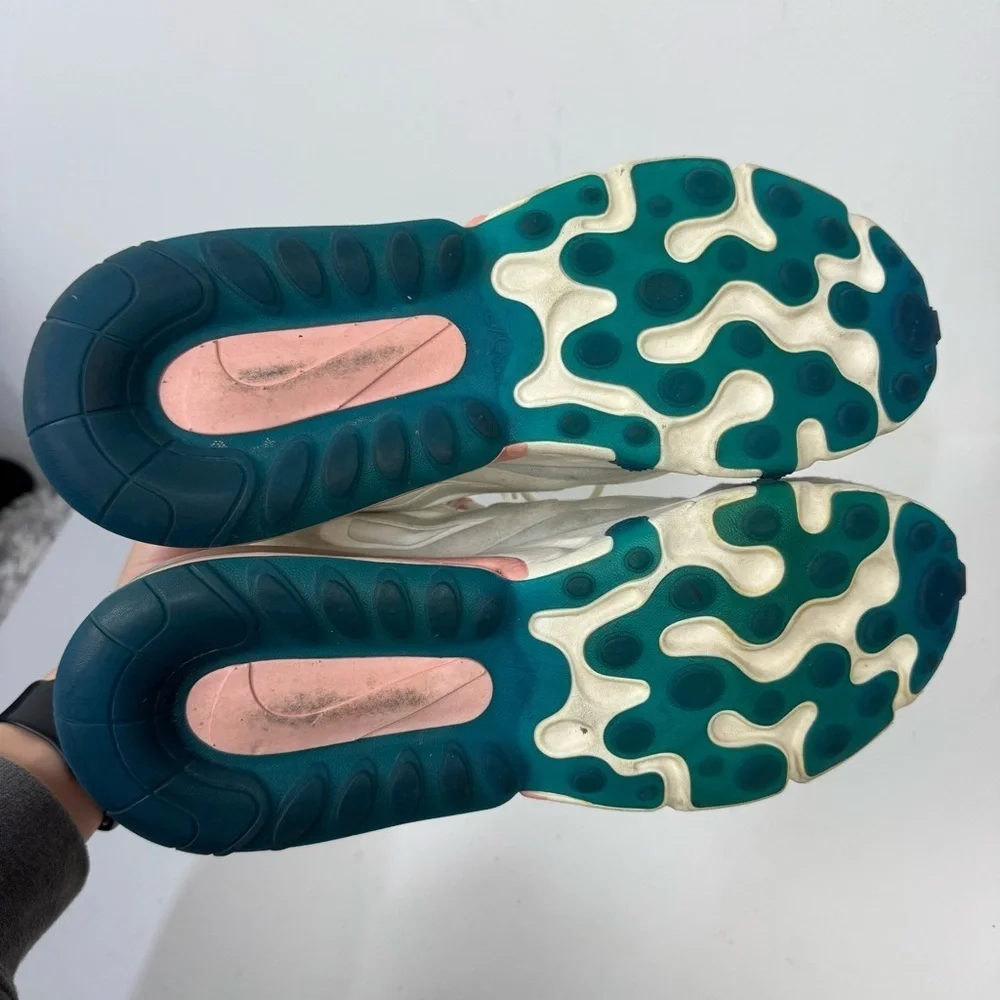 Nike Air Max 270 Epic React White & Pink Athletic Shoes Running Workout